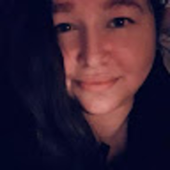 Meet your Posher, Elizabeth - Picture 1 of 1